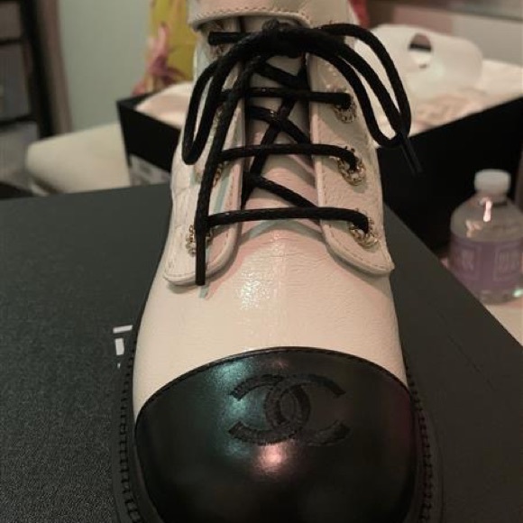 *NEW* CHANEL boots - Picture 2 of 2